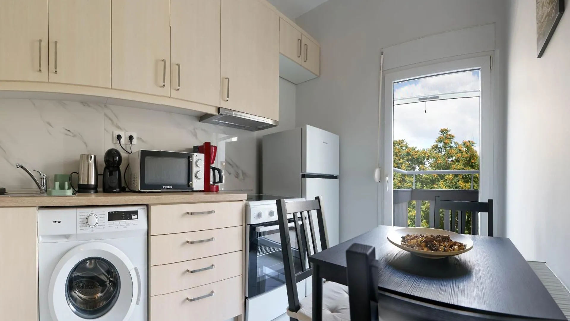 White Luxury Apartment سالونيك 0*,  اليونان