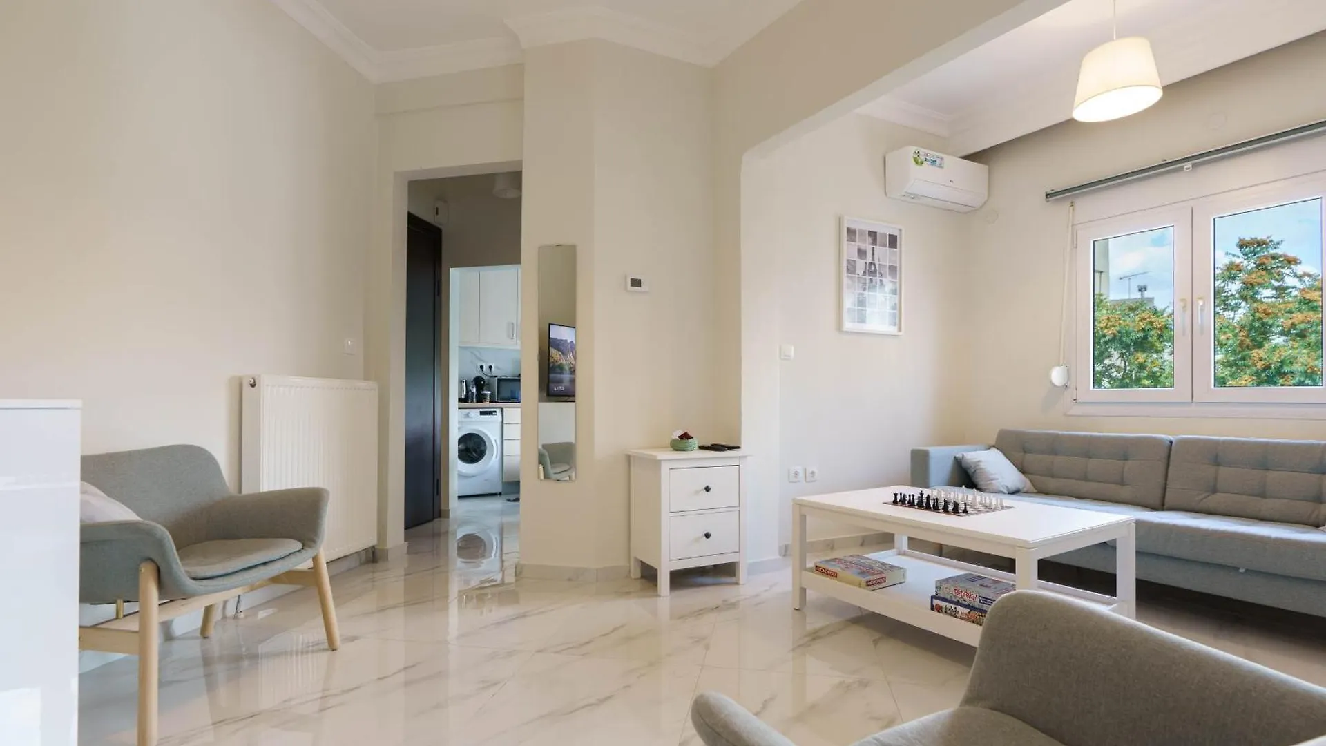 White Luxury Apartment 塞萨洛尼基